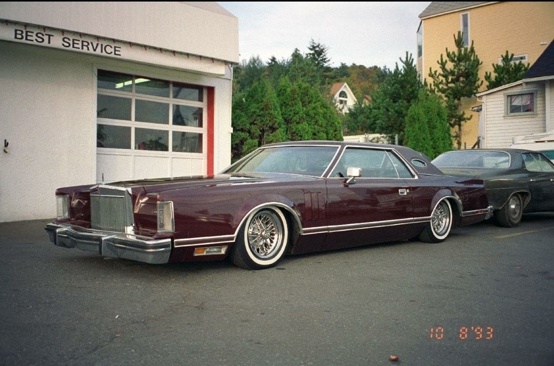 1977 Lincoln Continental Mark V